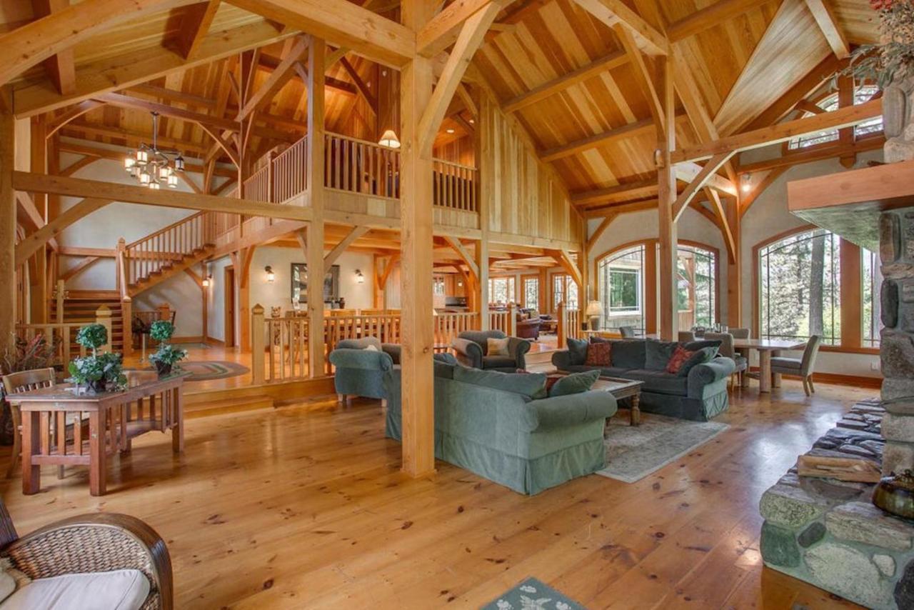 Snowgrass Lodge - River, Mountain Views & Hot Tub Левънуърт Екстериор снимка