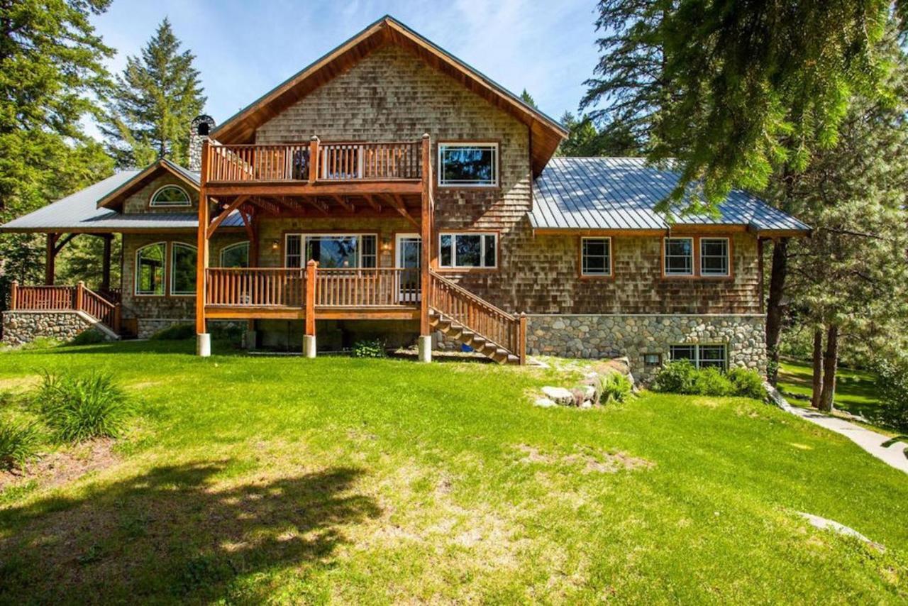 Snowgrass Lodge - River, Mountain Views & Hot Tub Левънуърт Екстериор снимка